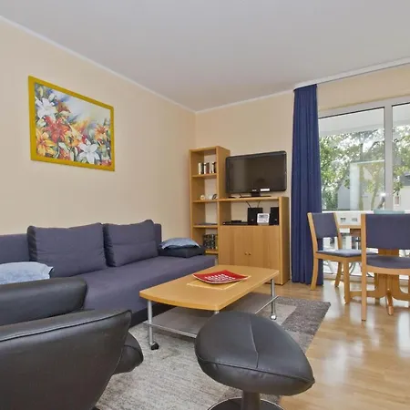 Balkon, Gratis Nutzung Vom Ahoi Erlebnisbad Und Sauna In Sellin - Appartemenmt Nordwind *