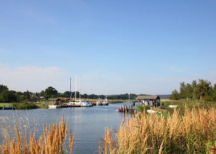 Balkon, Gratis Nutzung Vom Ahoi Erlebnisbad Und Sauna In Sellin - Appartemenmt Nordwind Baabe