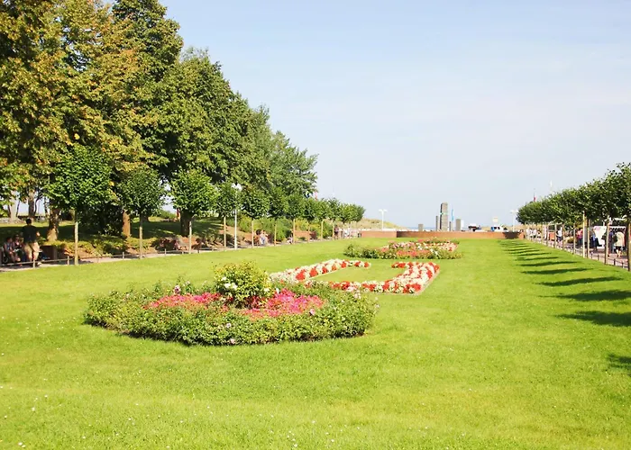 Balkon, Gratis Nutzung Vom Ahoi Erlebnisbad Und Sauna In Sellin - Appartemenmt Nordwind Apartman *